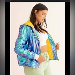 26 International Holographic Lightweight Jacket XL